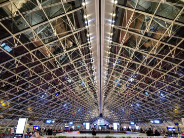 Paris CDG, Terminal 2