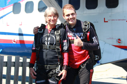 Posing with Simon in front of the Twin Otter before the jump